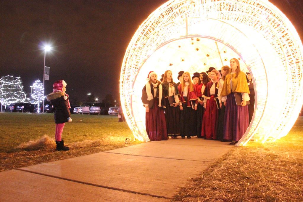 Orland Park Welcomes Christmas Season with Holiday Festival